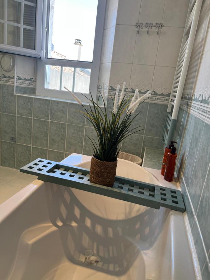 Appartement Chaleureux En Provence Сен-Максимен-ла-Сент-Бом Экстерьер фото
